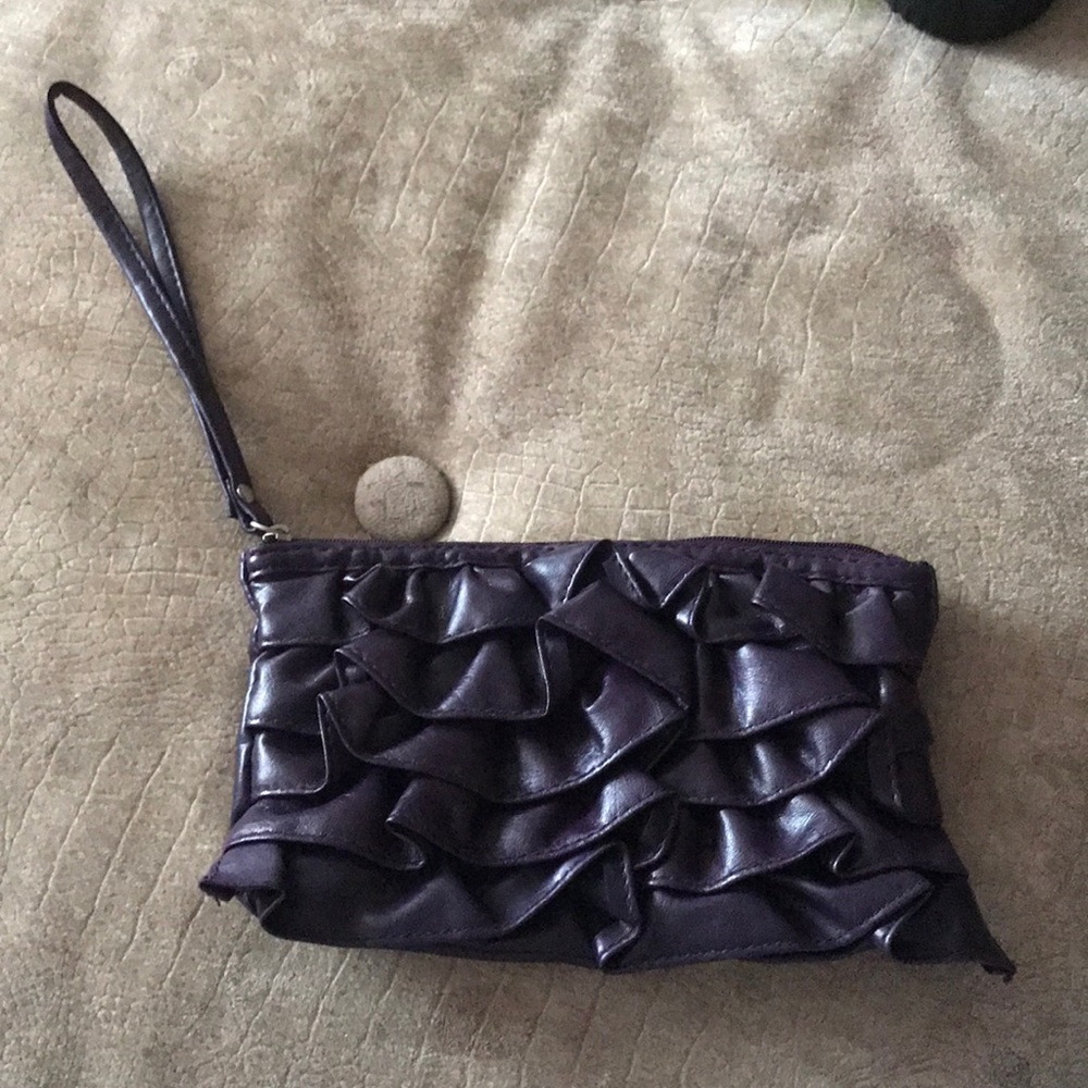 PURPLE WRISTLET
